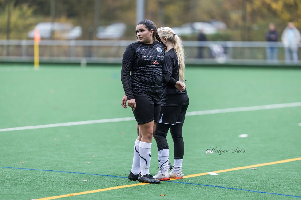 Bild 197 - wCJ VfL Pinneberg - Eimsbuettler TV : Ergebnis: 0:3